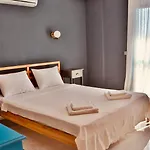 Luna Villa